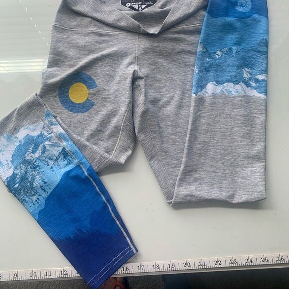 Colorado Threads Live Free leggings - Picture 2 of 2